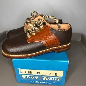 Brand new vintage kids saddle style shoes size 7 E